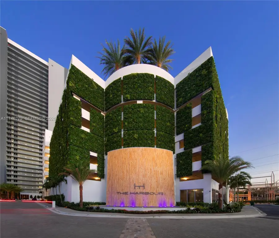 16385 Biscayne Boulevard #1221, North Miami Beach, FL 33160 - #2