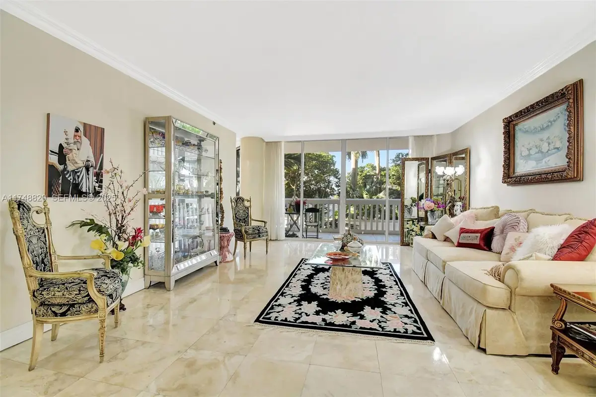 2000 Island Boulevard #410, Aventura, FL 33160 - #1
