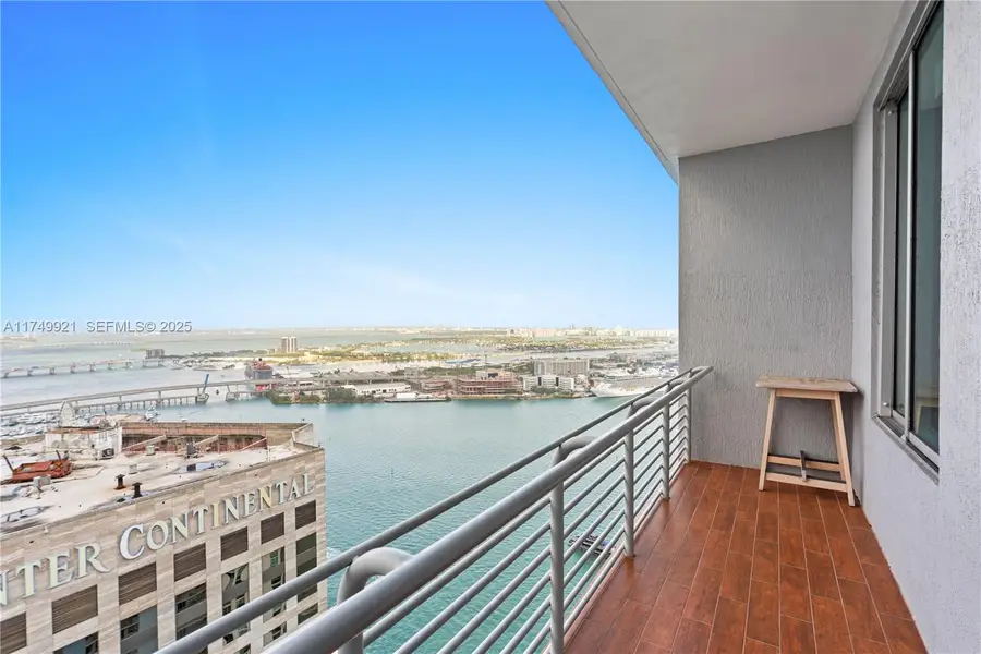 335 S Biscayne Boulevard #UPH02, Miami, FL 33131 - #2