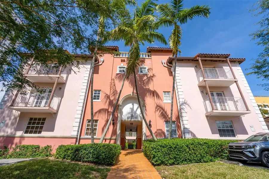 29 Santillane Avenue #7, Coral Gables, FL 33134 - #2