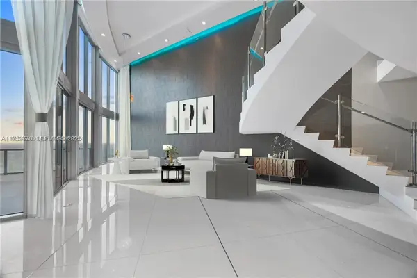 17001 Collins Avenue #4705, Sunny Isles Beach, FL 33160