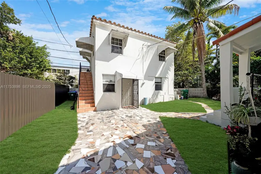 4727 NE 1st Court, Miami, FL 33137 - #3