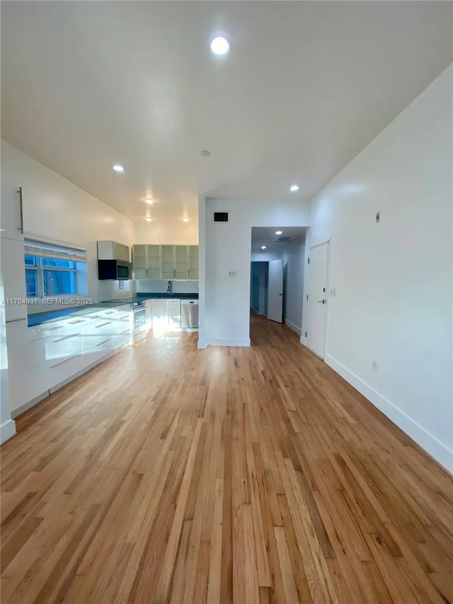 929 Michigan Avenue #5, Miami Beach, FL 33139 - #2