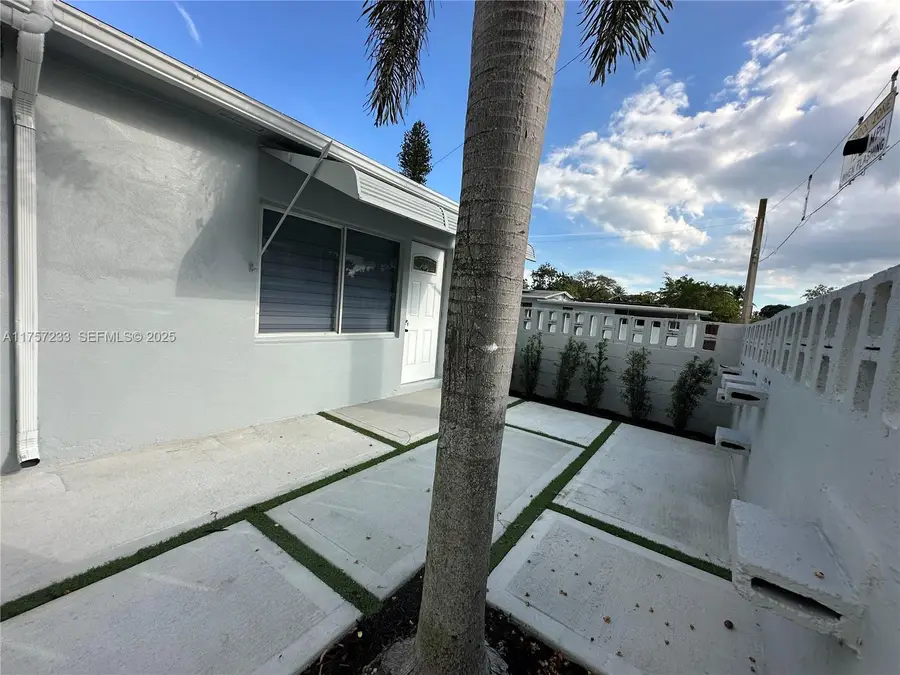 1300 NW 7th Terrace, Fort Lauderdale, FL 33311 - #2
