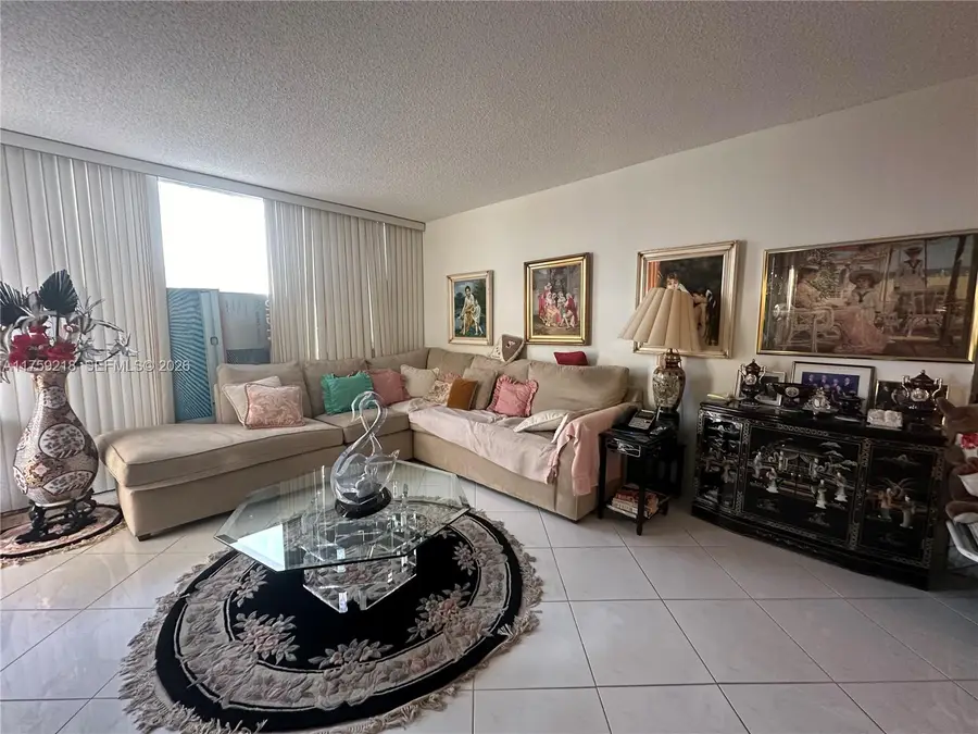 3180 S Ocean Drive #522, Hallandale Beach, FL 33009 - #2