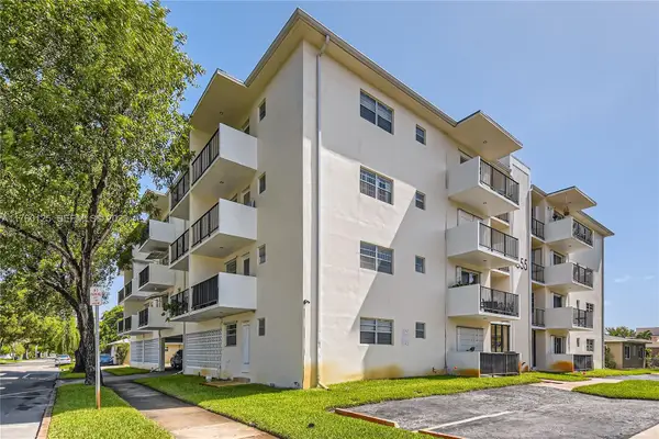 1855 Plunkett Street #406, Hollywood, FL 33020