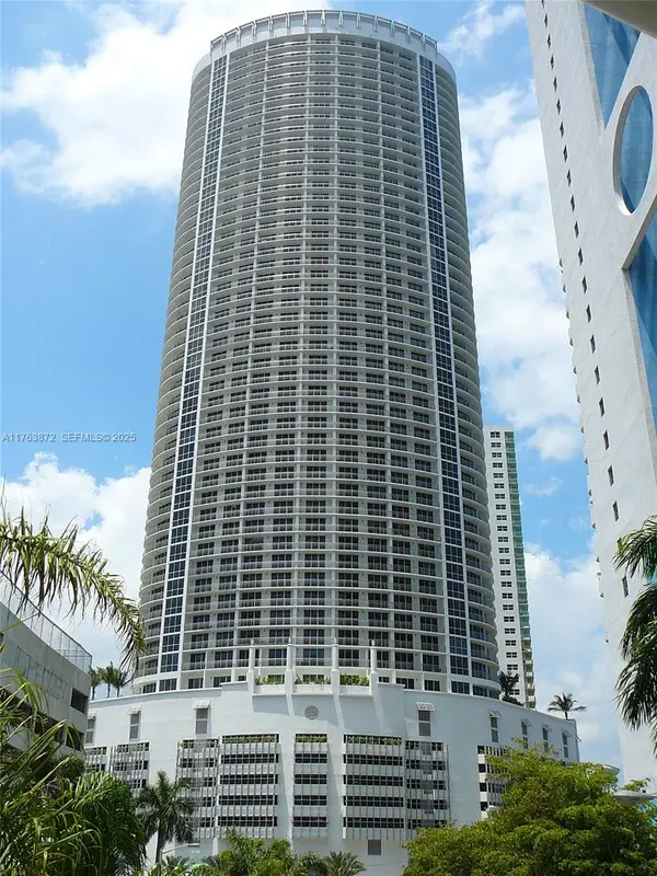 1750 N Bayshore Drive #2215, Miami, FL 33132