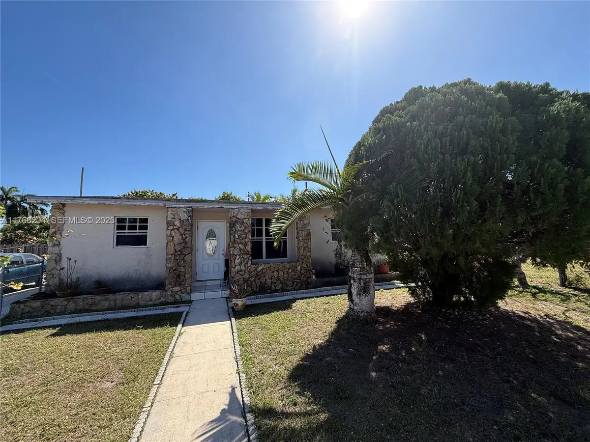3221 SW 47th Avenue, West Park, FL 33023 - #1
