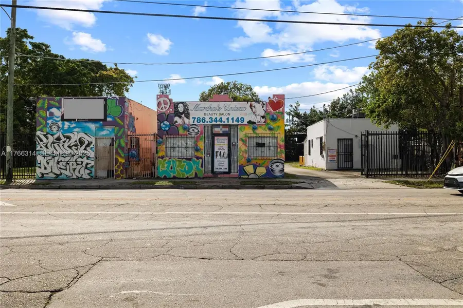 660,662,664 NW 29th Street, Miami, FL 33127 - #3