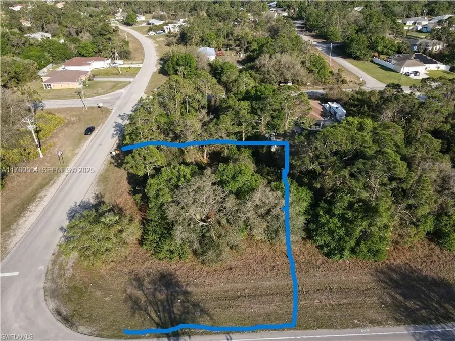211 Bell S Boulevard, Lehigh Acres, FL 33974 - #2