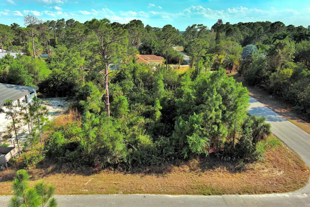 2500 E 9th Street, Lehigh Acres, FL 33936 - #1