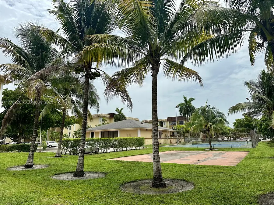 11925 NE 2nd Avenue #B406, North Miami, FL 33161 - #3