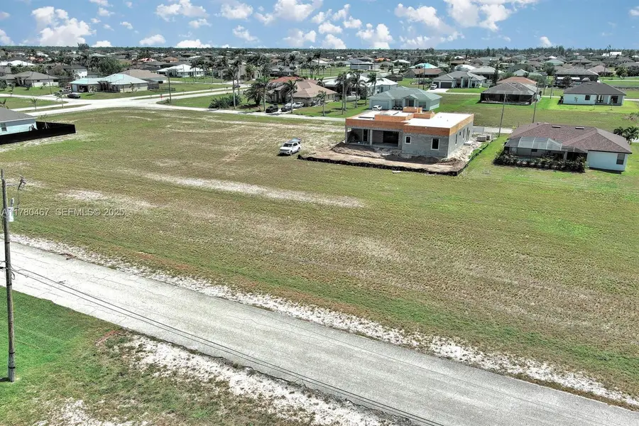 1037 NW 37th Place, Cape Coral, FL 33993 - #3