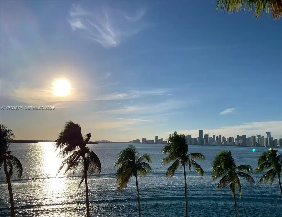Address Withheld By Seller, Miami Beach, FL 33109 - #3