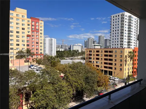546 SW 1st Street #611, Miami, FL 33130