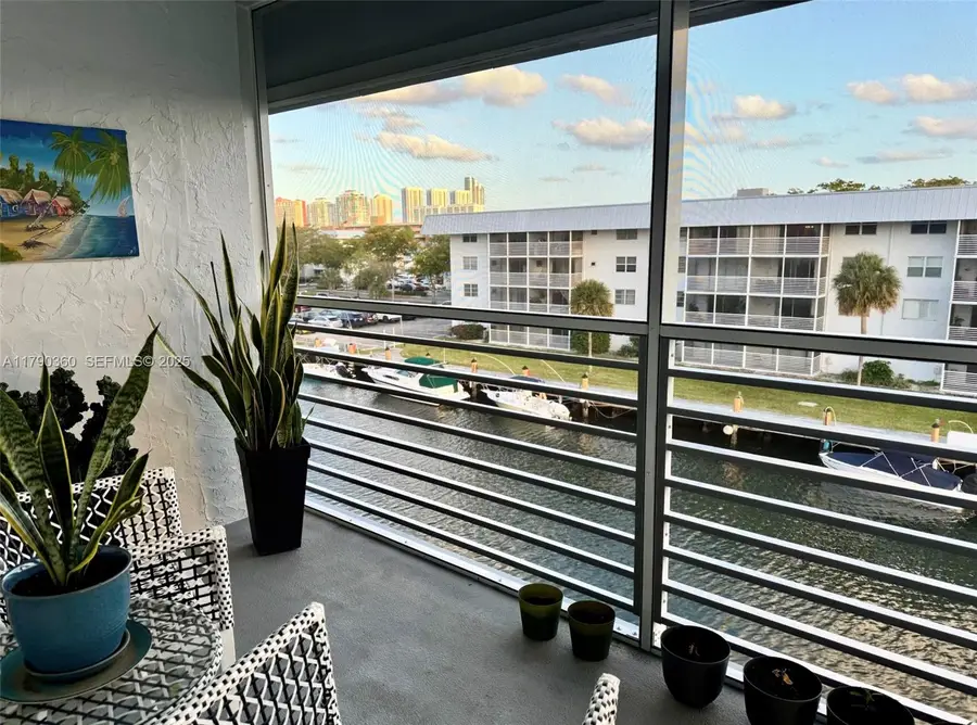 3600 NE 170 Street #Apt.D.400, North Miami Beach, FL 33160 - #3