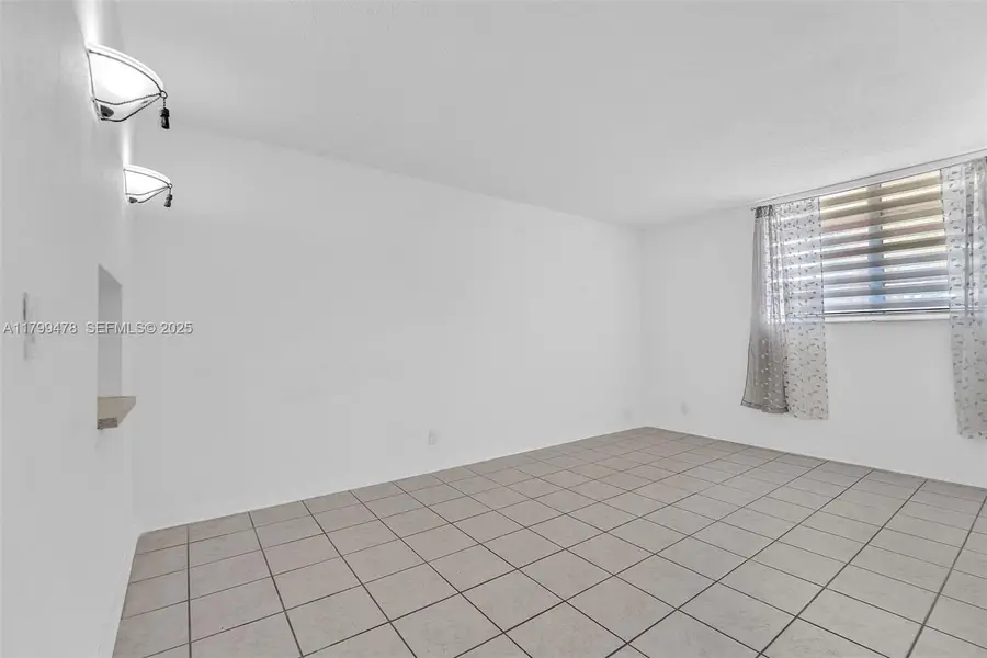 801 NW 47th Avenue #118W, Miami, FL 33126 - #2