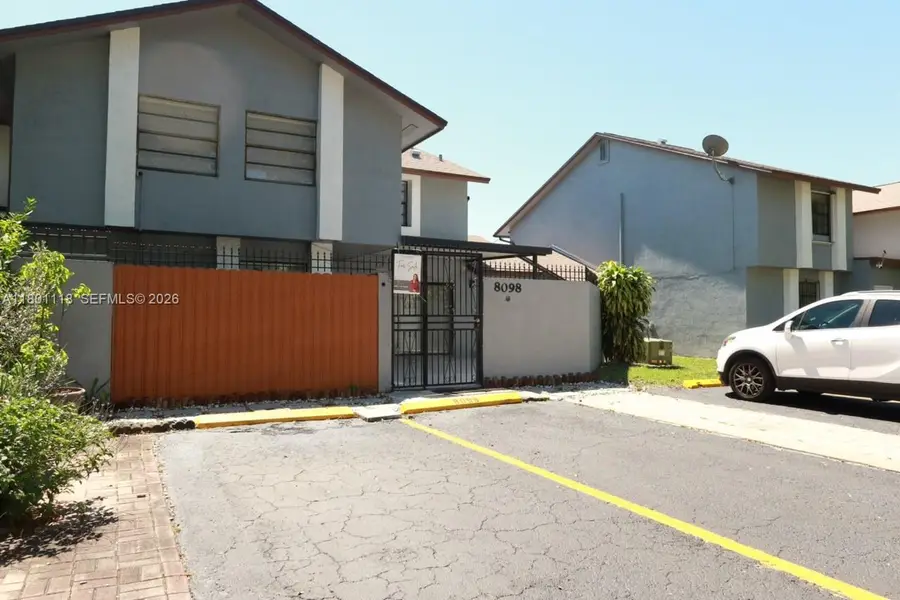 8098 NW 99th Terrace, Hialeah Gardens, FL 33016 - #2