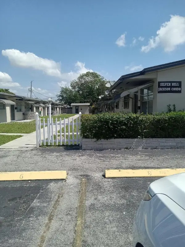 2901 Jackson Street #3, Hollywood, FL 33020