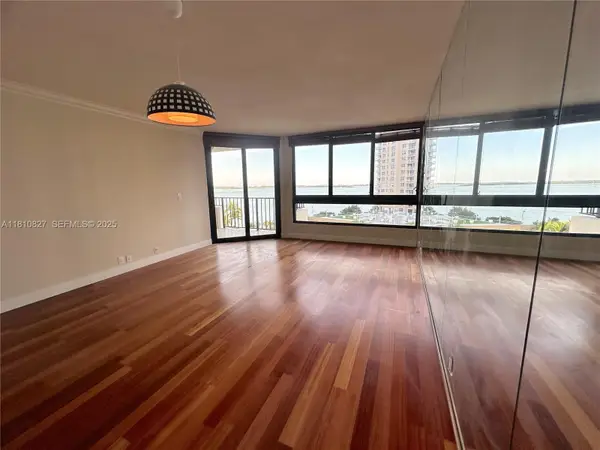 520 Brickell Key Drive #A811, Miami, FL 33131