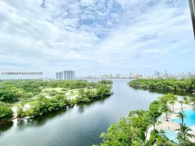 16385 Biscayne Boulevard #702, North Miami Beach, FL 33160 - #1
