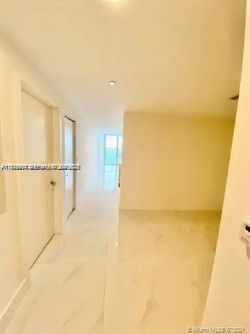 16385 Biscayne Boulevard #702, North Miami Beach, FL 33160 - #2