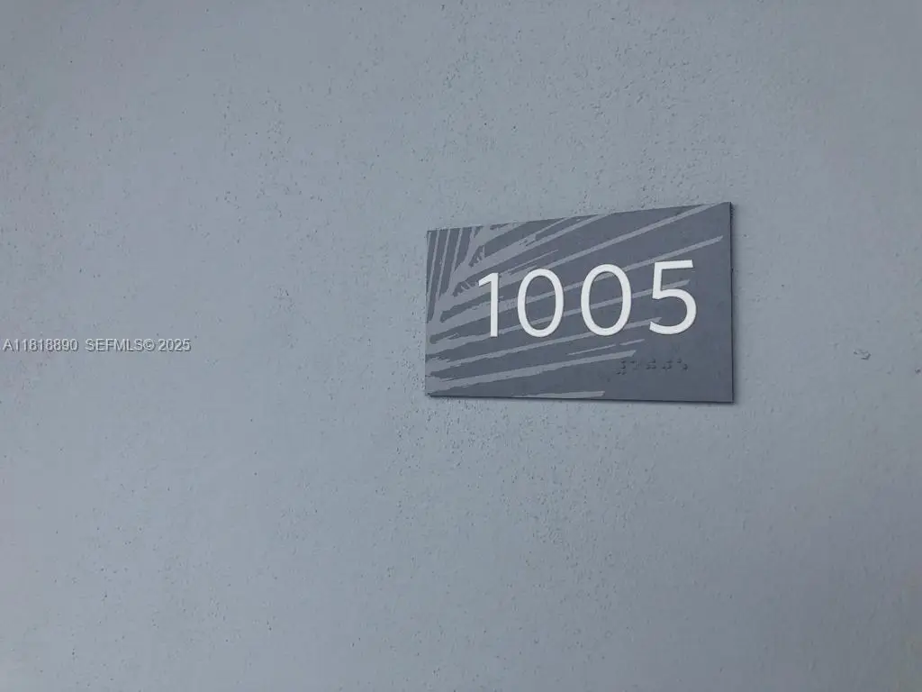 16385 Biscayne Boulevard #1005, North Miami Beach, FL 33160 - #1