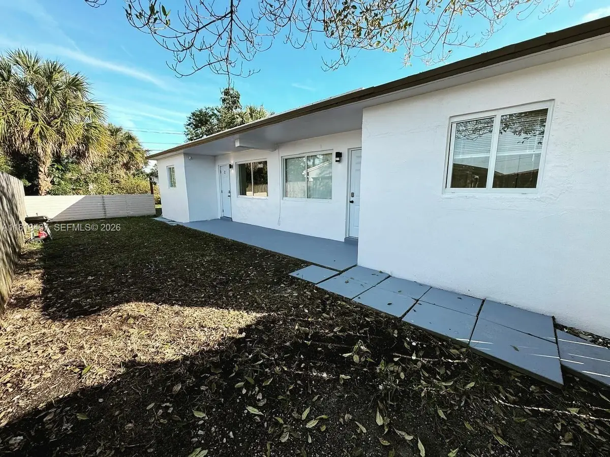 516 NW 18th Avenue, Fort Lauderdale, FL 33311 - #1