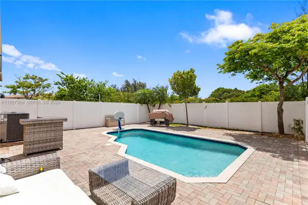 878 NE 191st Street, Miami, FL 33179