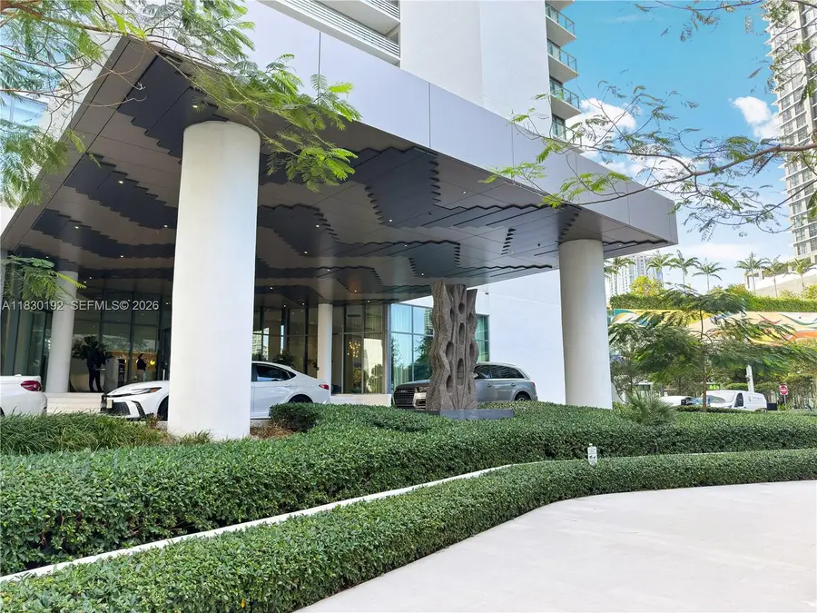 650 NE 32nd Street #802, Miami, FL 33137 - #3