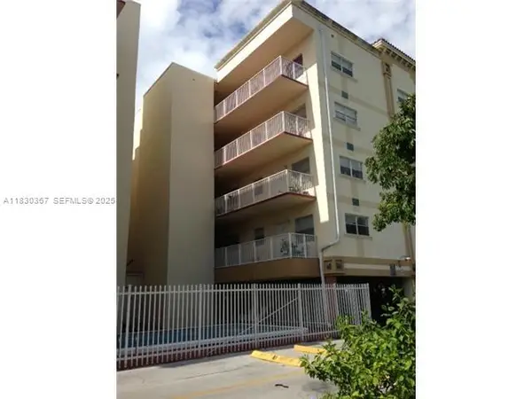 2008 Jackson Street #D2, Hollywood, FL 33020