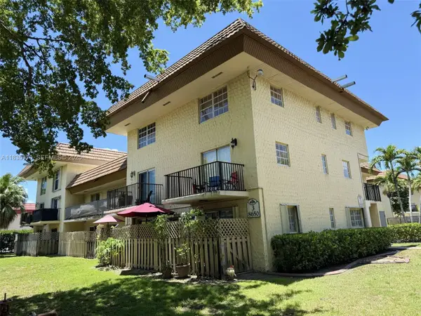 8650 SW 109th Avenue #3-112, Miami, FL 33173