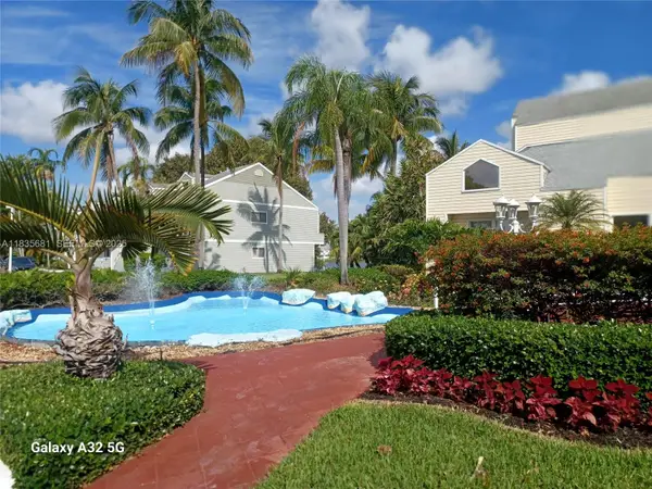 3421 NW 44th Street #103, Oakland Park, FL 33309