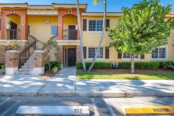 980 NE 33rd Terrace #101, Homestead, FL 33033