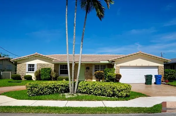 2930 NW 24th Avenue, Oakland Park, FL 33311