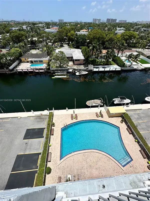 2020 NE 135th Street #807, North Miami, FL 33181