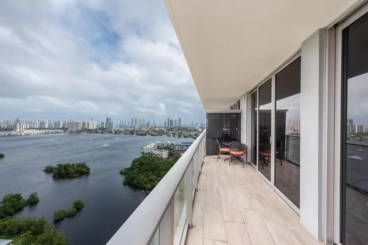 16385 Biscayne Boulevard #2904, North Miami Beach, FL 33160 - #1