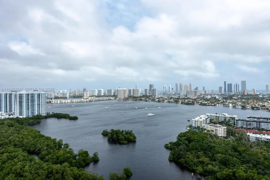 16385 Biscayne Boulevard #2904, North Miami Beach, FL 33160 - #2