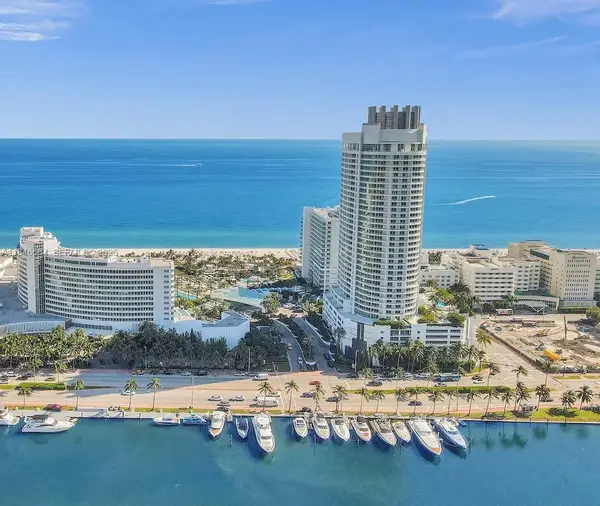 4401 Collins Avenue #1915/1917, Miami Beach, FL 33140