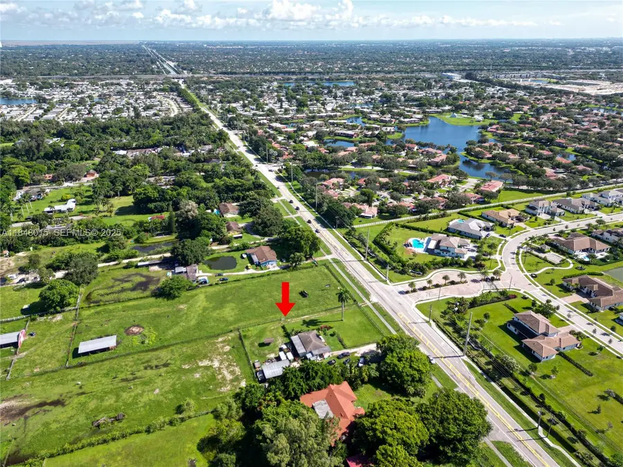 1921 SW 112th Avenue, Davie, FL 33325 - #2