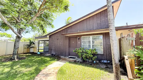 3200 NW 5th Terrace #8, Pompano Beach, FL 33064