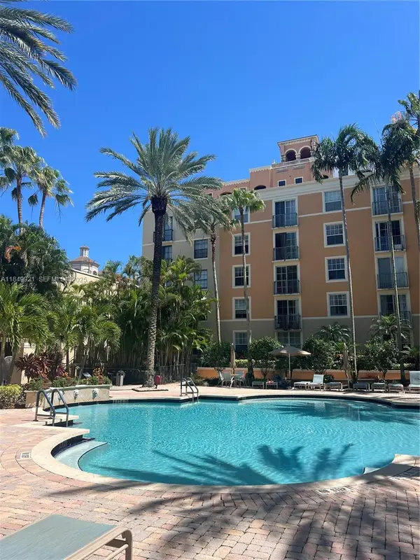 Address Withheld By Seller, West Palm Beach, FL 33401