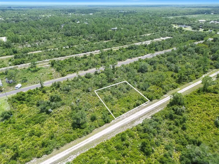 4222 E 29th Street, Alva, FL 33920 - #2