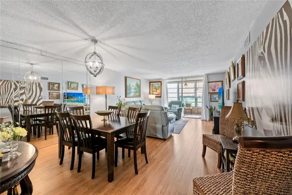 9461 Sunrise Lakes Boulevard #207, Sunrise, FL 33322