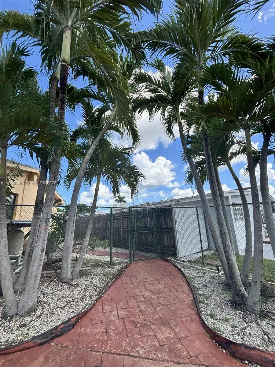 18601 SW 98th Avenue, Cutler Bay, FL 33157 - #2
