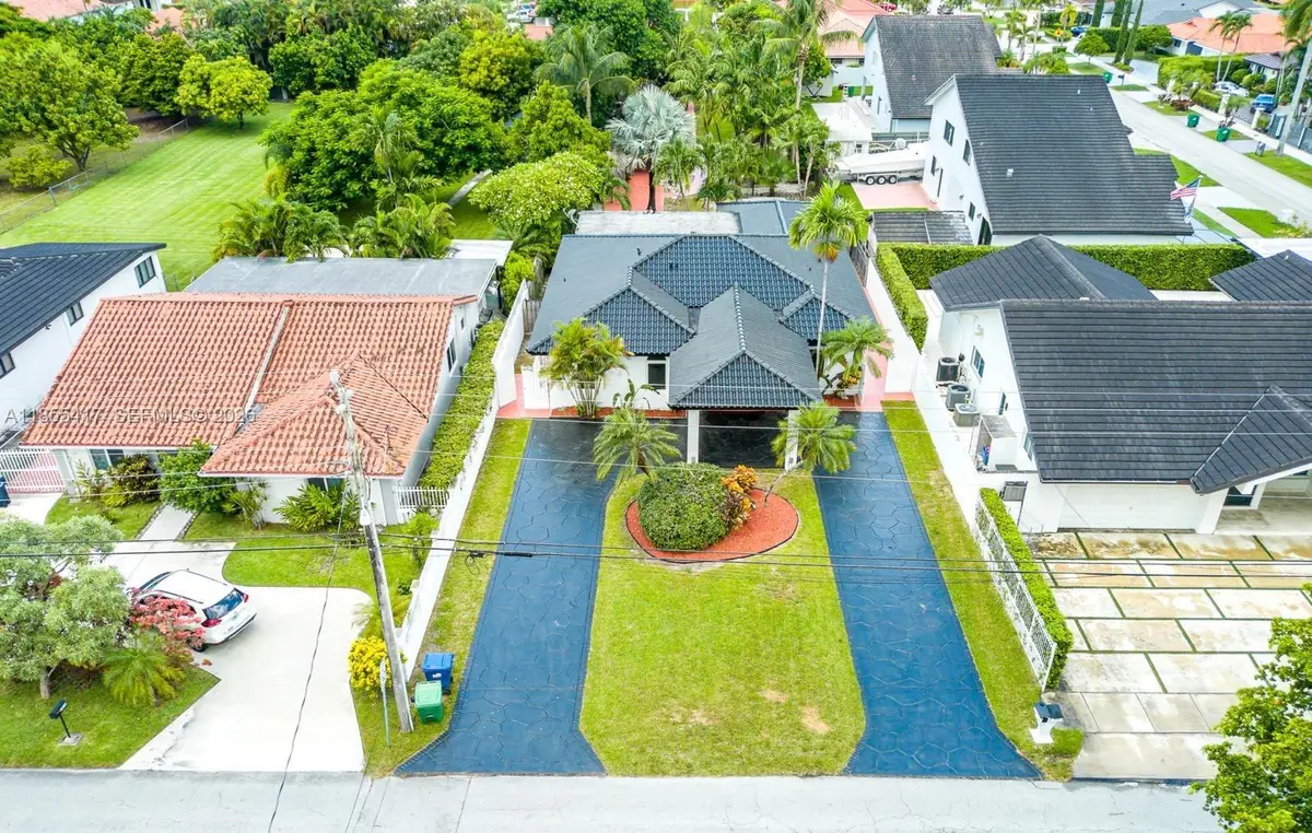 2810 SW 114th Avenue, Miami, FL 33165 - #1