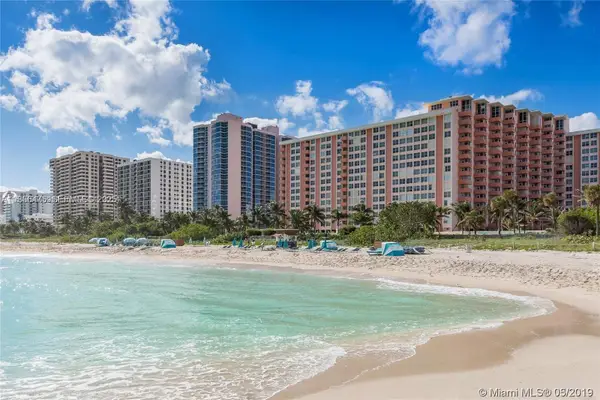 2899 Collins Avenue #1420, Miami Beach, FL 33140