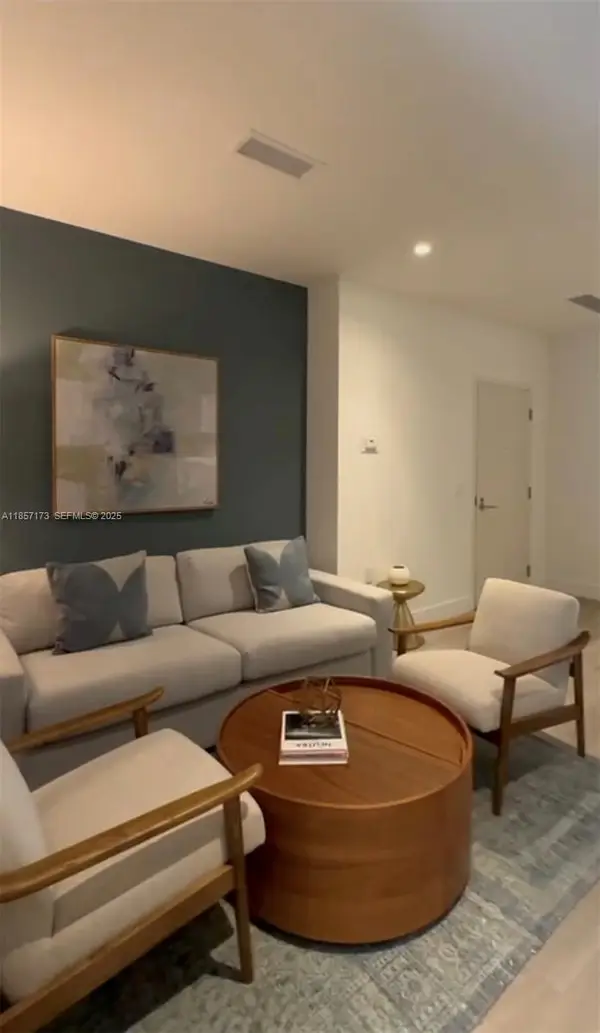 229 SW 9th Street #403, Miami, FL 33130