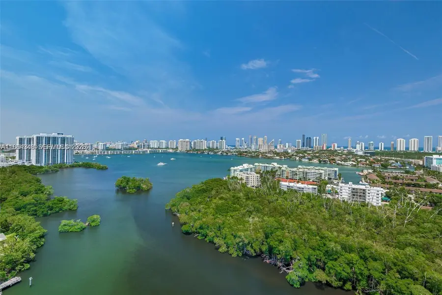16385 Biscayne Boulevard #2118, North Miami Beach, FL 33160 - #3