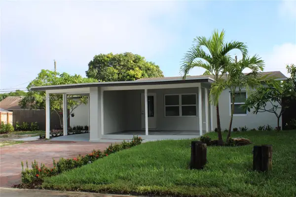 241 NE 55th Street, Oakland Park, FL 33334